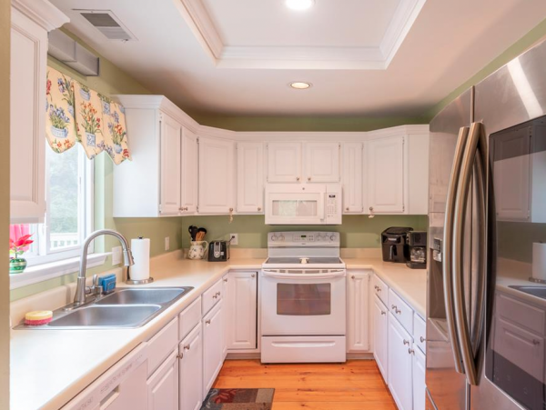 Hilton Head 4 Bedroom Home Close to Beach Private Pool & Spa