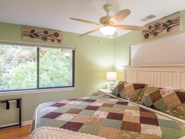 Hilton Head 4 Bedroom Home Close to Beach Private Pool & Spa