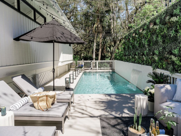 Hilton Head Vacation Rental Located Only 200ft To The Beach WOW