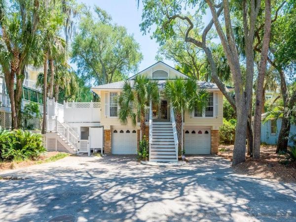 Charming 5 Bedroom Home with Pool Hilton Head 400ft Beach