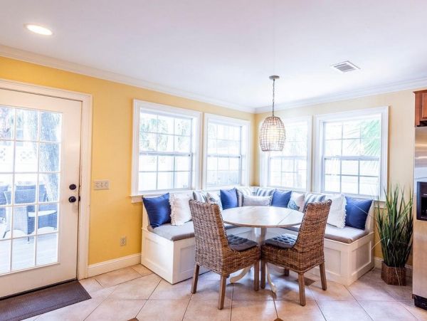 Charming 5 Bedroom Home with Pool Hilton Head 400ft Beach