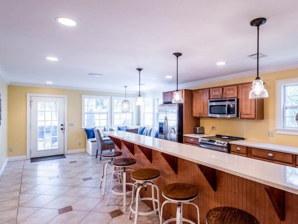 Charming 5 Bedroom Home with Pool Hilton Head 400ft Beach
