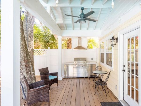 Charming 5 Bedroom Home with Pool Hilton Head 400ft Beach