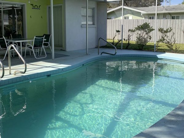 Quiet Venice Home Three Bedrooms with Private Pool