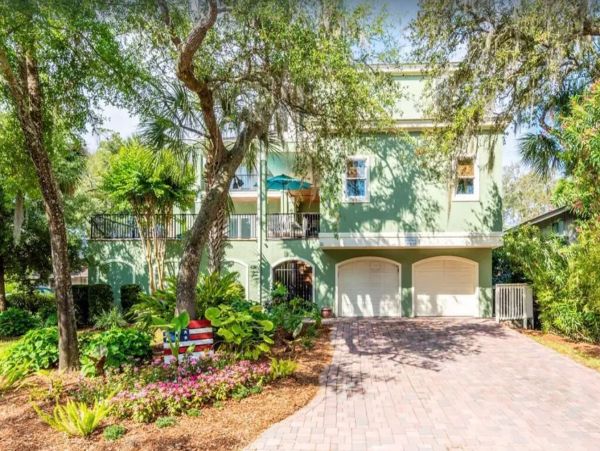 Hilton Head Luxury 6 Bedroom Vacation Pool Home Sleeps 14