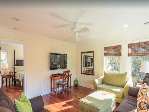 Hilton Head Luxury 6 Bedroom Vacation Pool Home Sleeps 14