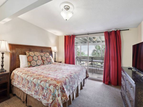 On Beach Hilton Head Vacation Home Seven Bedrooms Ocean View