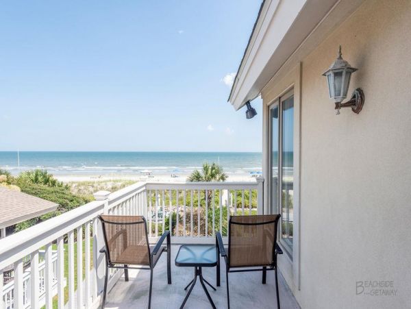 On Beach Luxury. Hilton Head Vacation Home With Private Pool