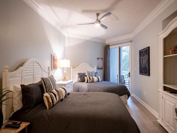 Amazing 3 Bedroom Oceanfront Condo