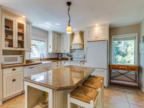 Hilton Head Vacation Home Walk To Beach 3 Bedrooms Sleeps 8