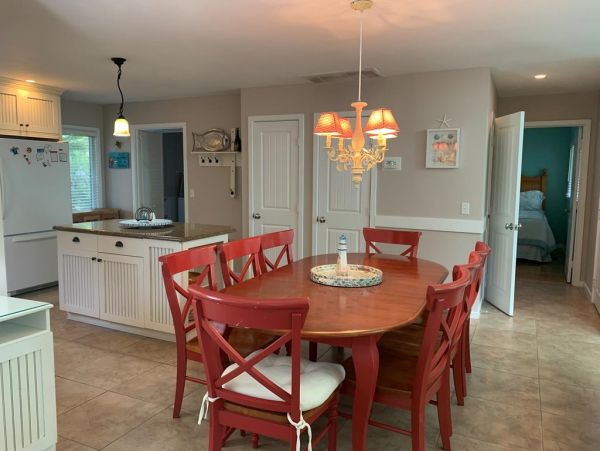 Hilton Head Vacation Home Walk To Beach 3 Bedrooms Sleeps 8