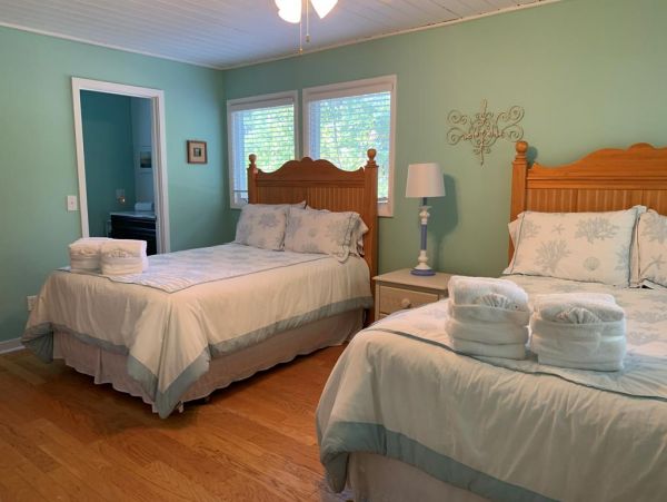 Hilton Head Vacation Home Walk To Beach 3 Bedrooms Sleeps 8