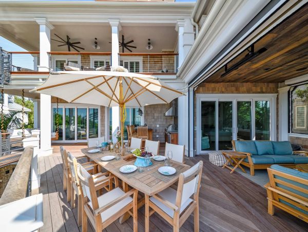 Luxurious Beachfront Vacation Rental in Hilton Head