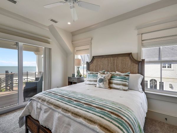 Luxurious Beachfront Vacation Rental in Hilton Head