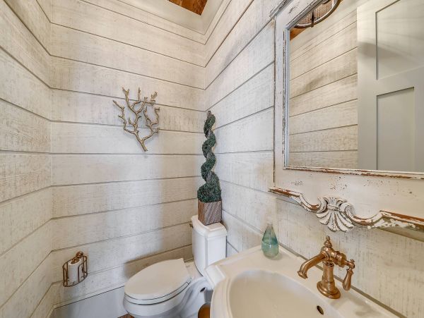Luxurious Beachfront Vacation Rental in Hilton Head