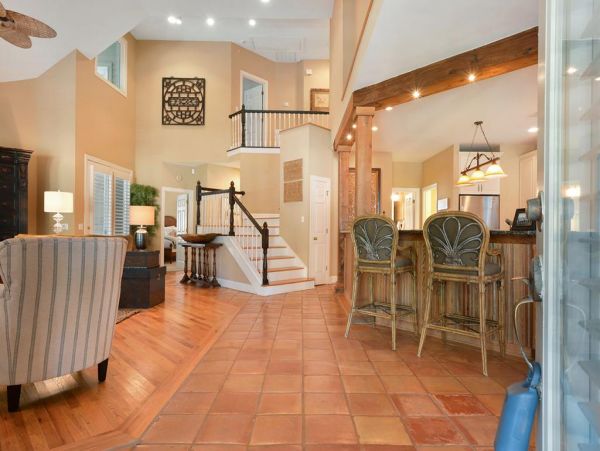 North Forest Beach Luxury 4th Row Home Away from Home