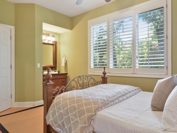 North Forest Beach Luxury 4th Row Home Away from Home