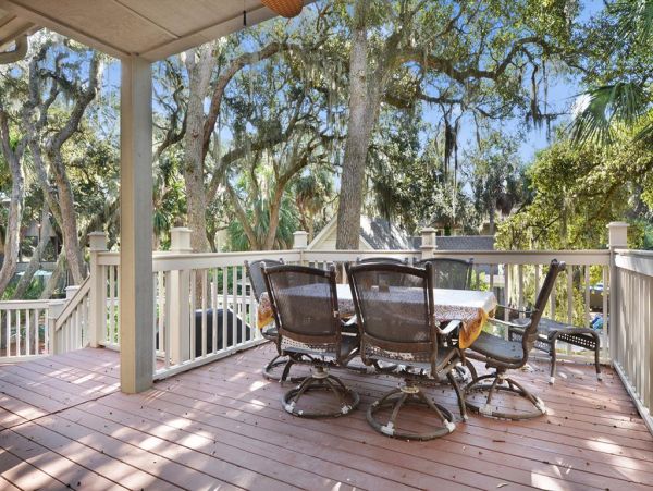 North Forest Beach Luxury 4th Row Home Away from Home