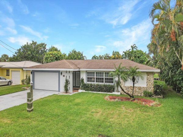Ultra-Chic Vacation Home with Pool & Boat Dock in Cape Coral