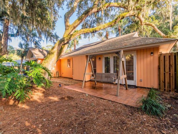 Spacious 4-Bedroom Hilton Head Retreat with Private Pool