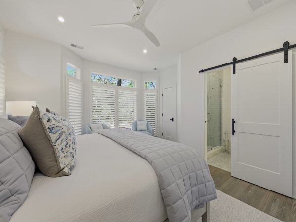 Hilton Head Vacation Rental - Seven Bedroom Luxury Home with Pool & Lagoon Views