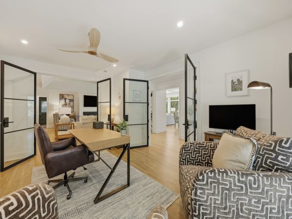 Hilton Head Vacation Rental - Seven Bedroom Luxury Home with Pool & Lagoon Views
