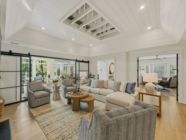 Hilton Head Vacation Rental - Seven Bedroom Luxury Home with Pool & Lagoon Views