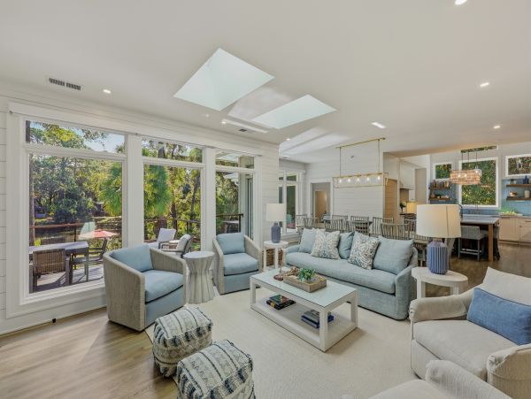 Hilton Head Vacation Rental - Seven Bedroom Luxury Home with Pool & Lagoon Views