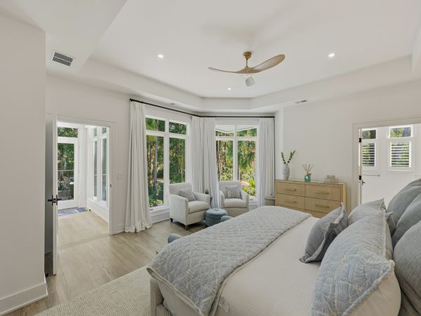 Hilton Head Vacation Rental - Seven Bedroom Luxury Home with Pool & Lagoon Views