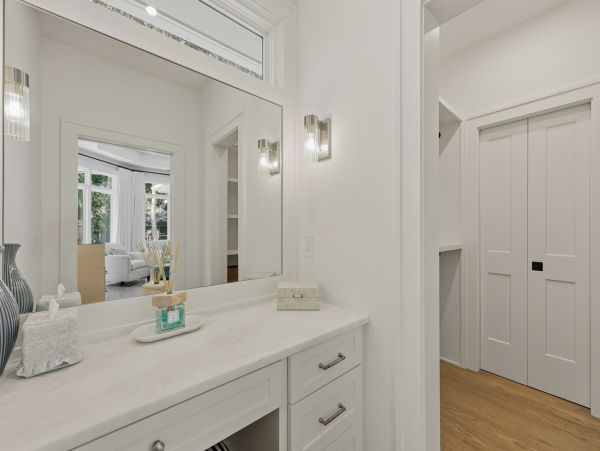 Hilton Head Vacation Rental - Seven Bedroom Luxury Home with Pool & Lagoon Views
