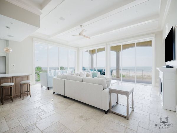 OCEANFRONT HILTON HEAD 5 BEDROOM POOL HOME