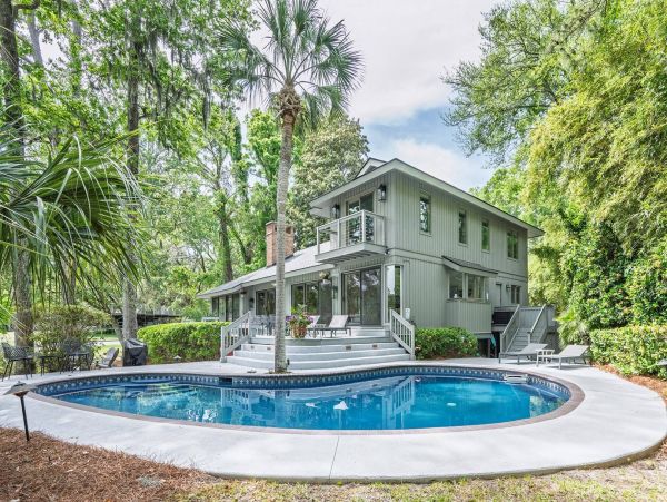 Gorgeous Hilton Head Vacation Home with Private Pool Sleeps 15