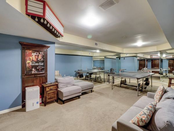 Hilton Head Home Enjoys Six Bedrooms