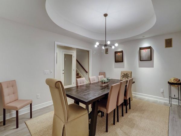 Hilton Head Home Enjoys Six Bedrooms