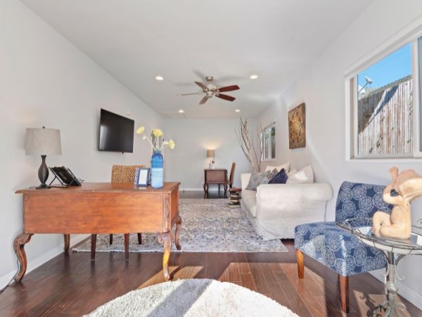 Santa Barbara Vacation Home Five Bedroom Walk to Beach