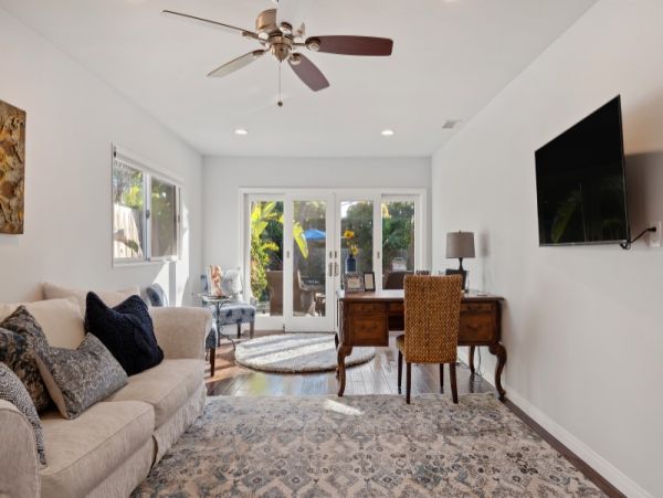 Santa Barbara Vacation Home Five Bedroom Walk to Beach