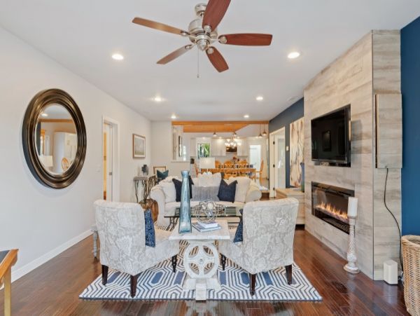 Santa Barbara Vacation Home Five Bedroom Walk to Beach