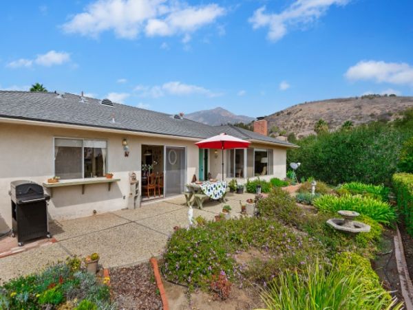 Charming Santa Barbara Vacation Home Three Bedrooms Sleeps 6