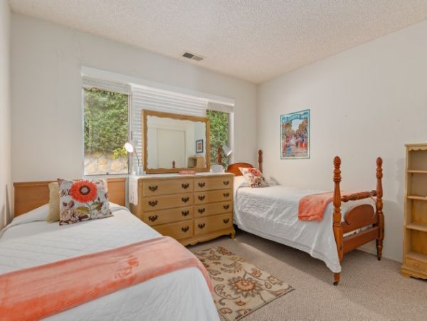 Charming Santa Barbara Vacation Home Three Bedrooms Sleeps 6