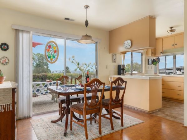 Charming Santa Barbara Vacation Home Three Bedrooms Sleeps 6
