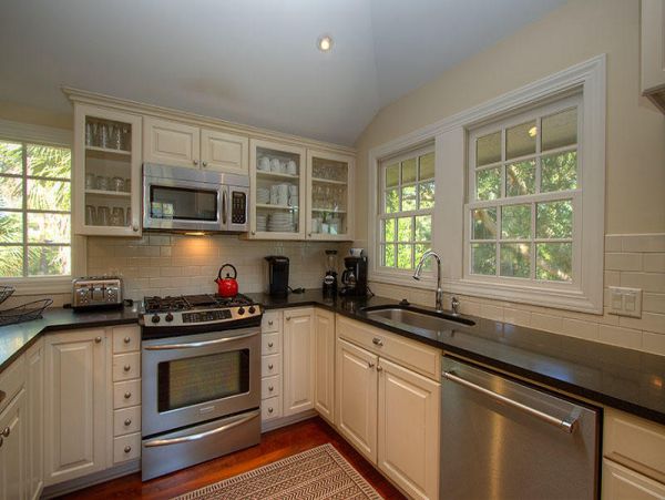 Hilton Head 4 Bedroom Vacation Home Close to Beach