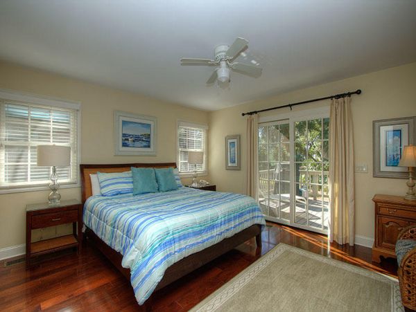Hilton Head 4 Bedroom Vacation Home Close to Beach