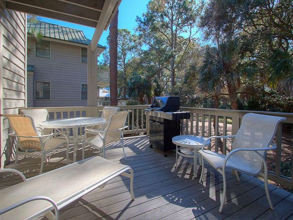 Hilton Head 4 Bedroom Vacation Home Close to Beach