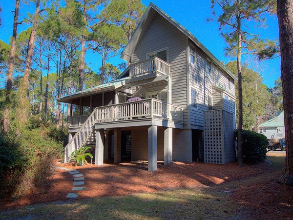 Hilton Head 4 Bedroom Vacation Home Close to Beach