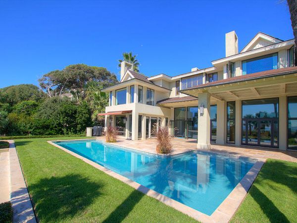 Oceanfront Luxury Pool Home with 6 Bedrooms