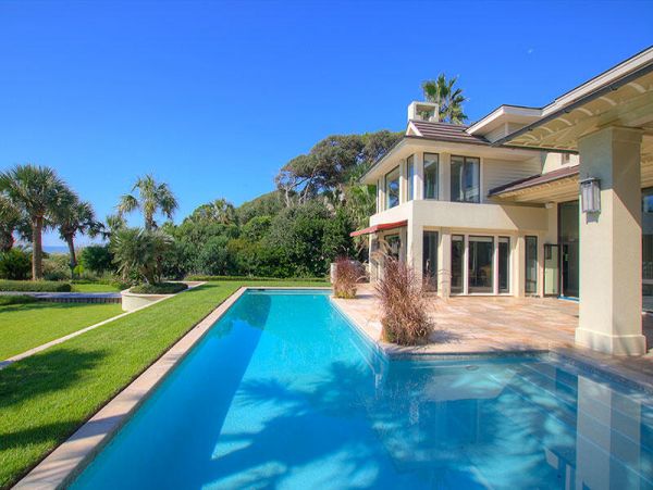 Oceanfront Luxury Pool Home with 6 Bedrooms