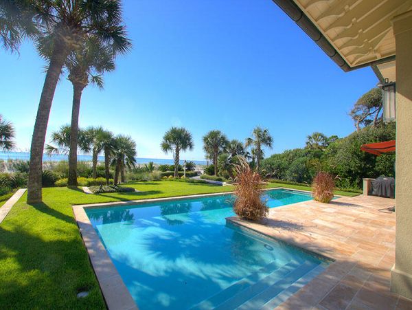 Oceanfront Luxury Pool Home with 6 Bedrooms