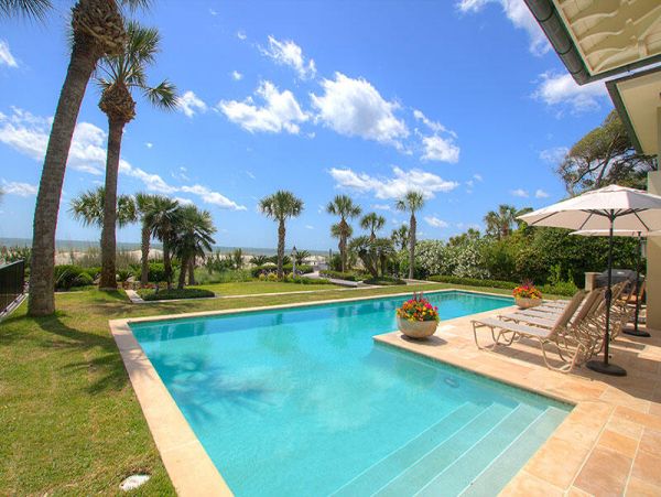Oceanfront Luxury Pool Home with 6 Bedrooms