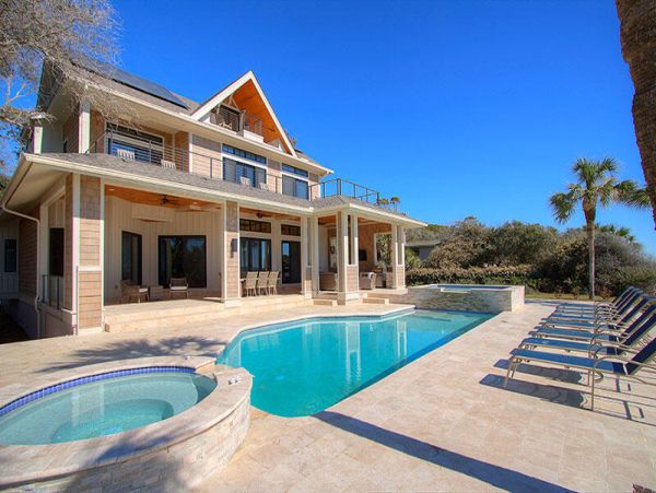 Luxurious 6 Bedroom Home with Full Ocean View