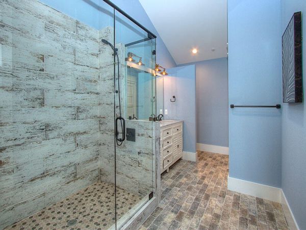 Luxurious 6 Bedroom Home with Full Ocean View